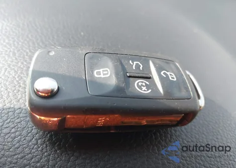 2014 Volkswagen Passat Sel z USA, uszkodzony, nr VIN 1VWCS7A31EC106288